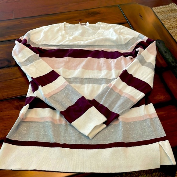 LOFT Sweaters - Loft sweater. Only worn once or twice